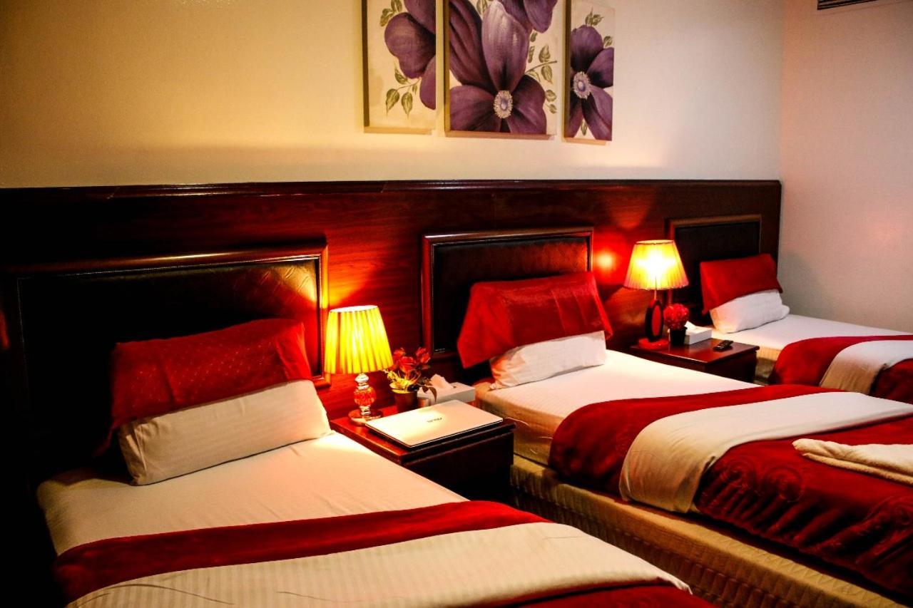 Karoon Hotel Дубай Екстериор снимка
