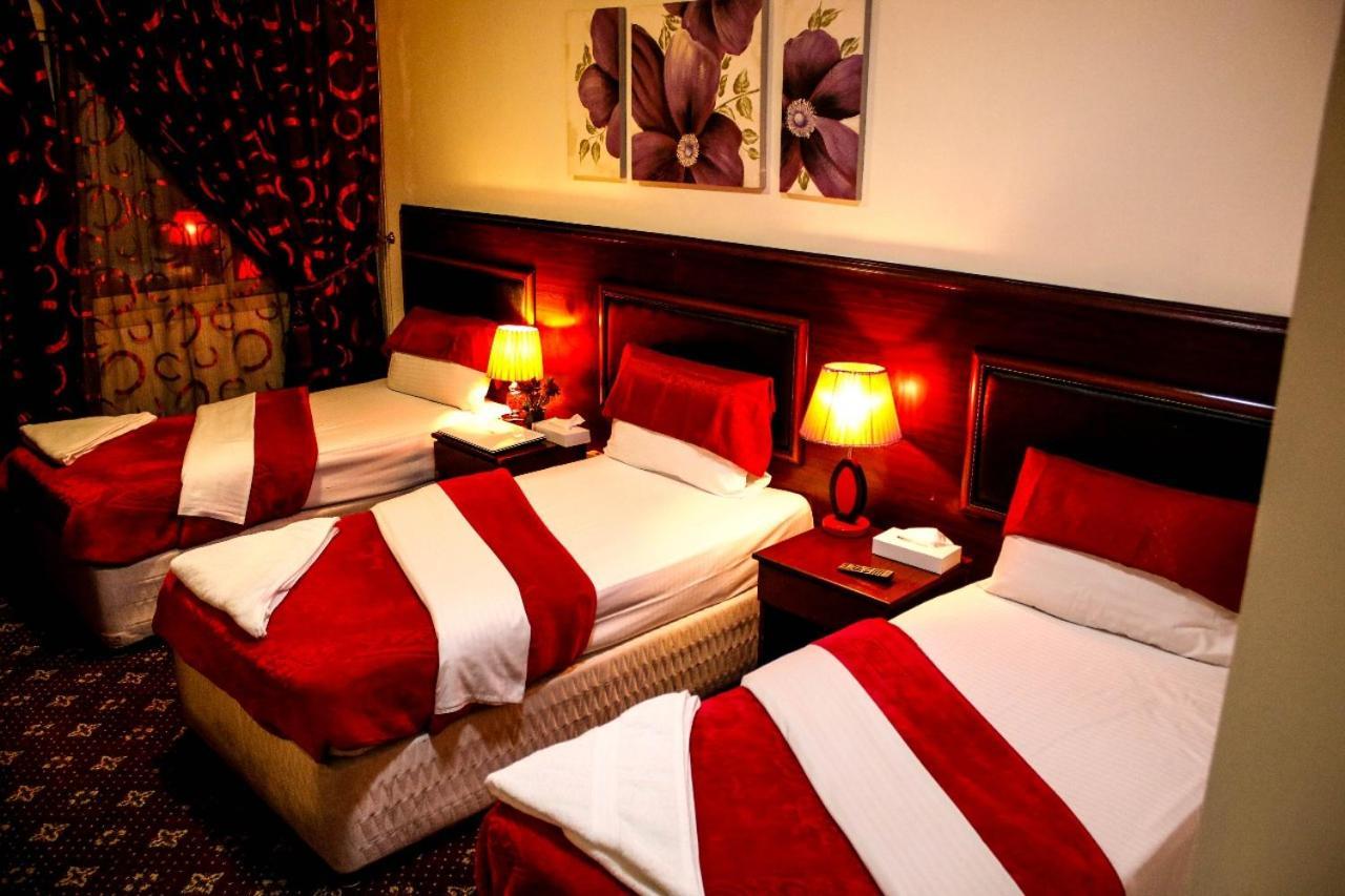 Karoon Hotel Дубай Екстериор снимка