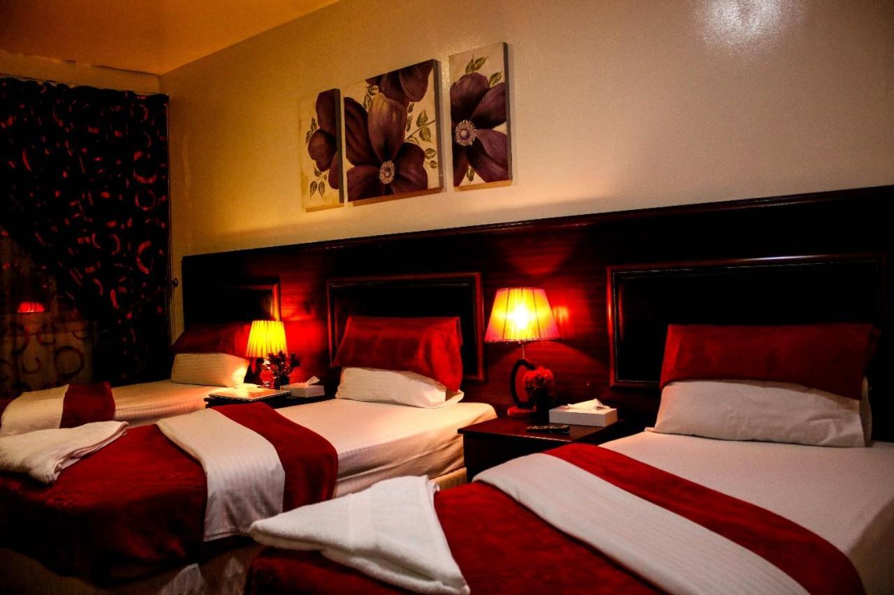 Karoon Hotel Дубай Екстериор снимка