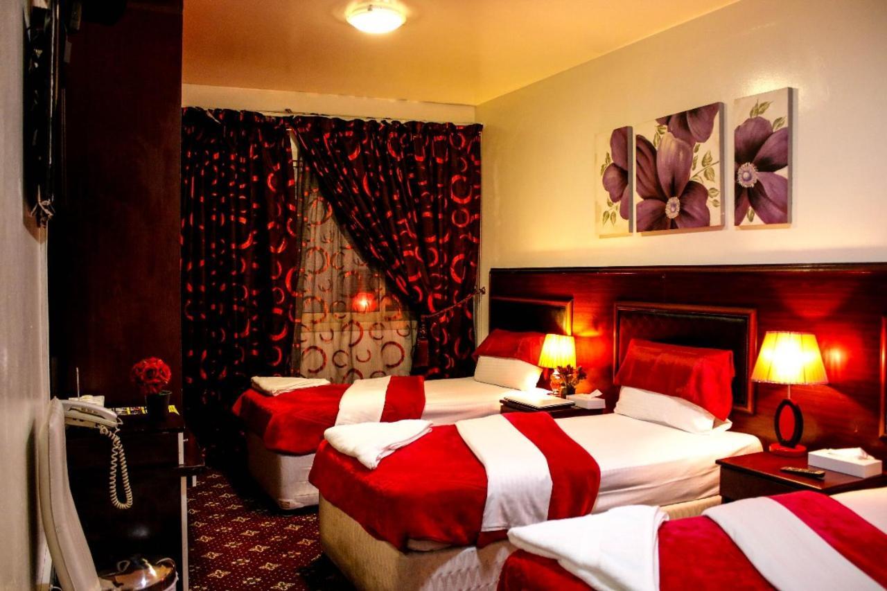 Karoon Hotel Дубай Екстериор снимка